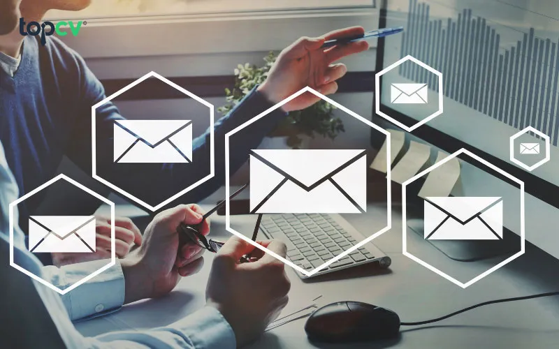 Nên trình bày đủ thông tin cần thiết trong email xác nhận phỏng vấn