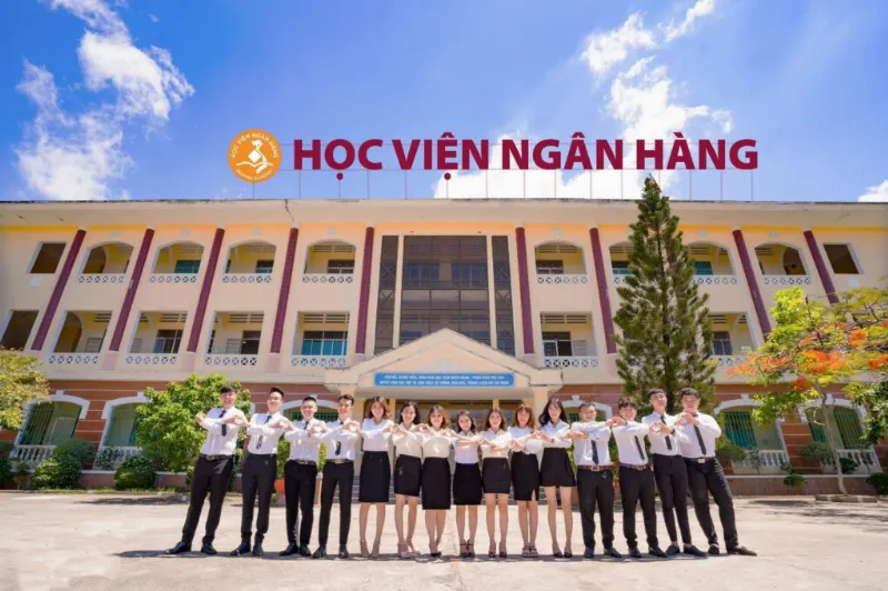 Sinh viên tại Học viện Ngân hàng được đào tạo bởi đội ngũ giảng viên chuyên nghiệp